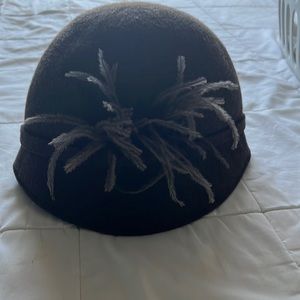 Vintage Nordstrom hat with feather detail!